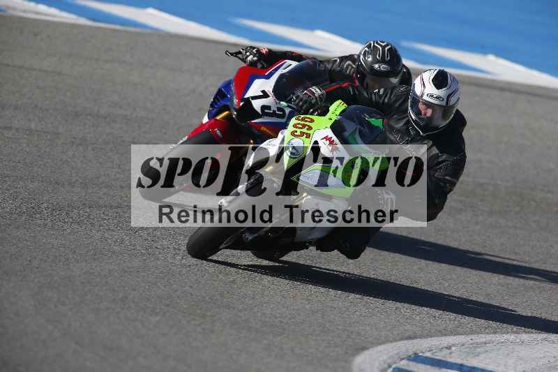 /Archiv-2024/02 29.01.-02.02.2024 Moto Center Thun Jerez/Gruppe gruen-green/965